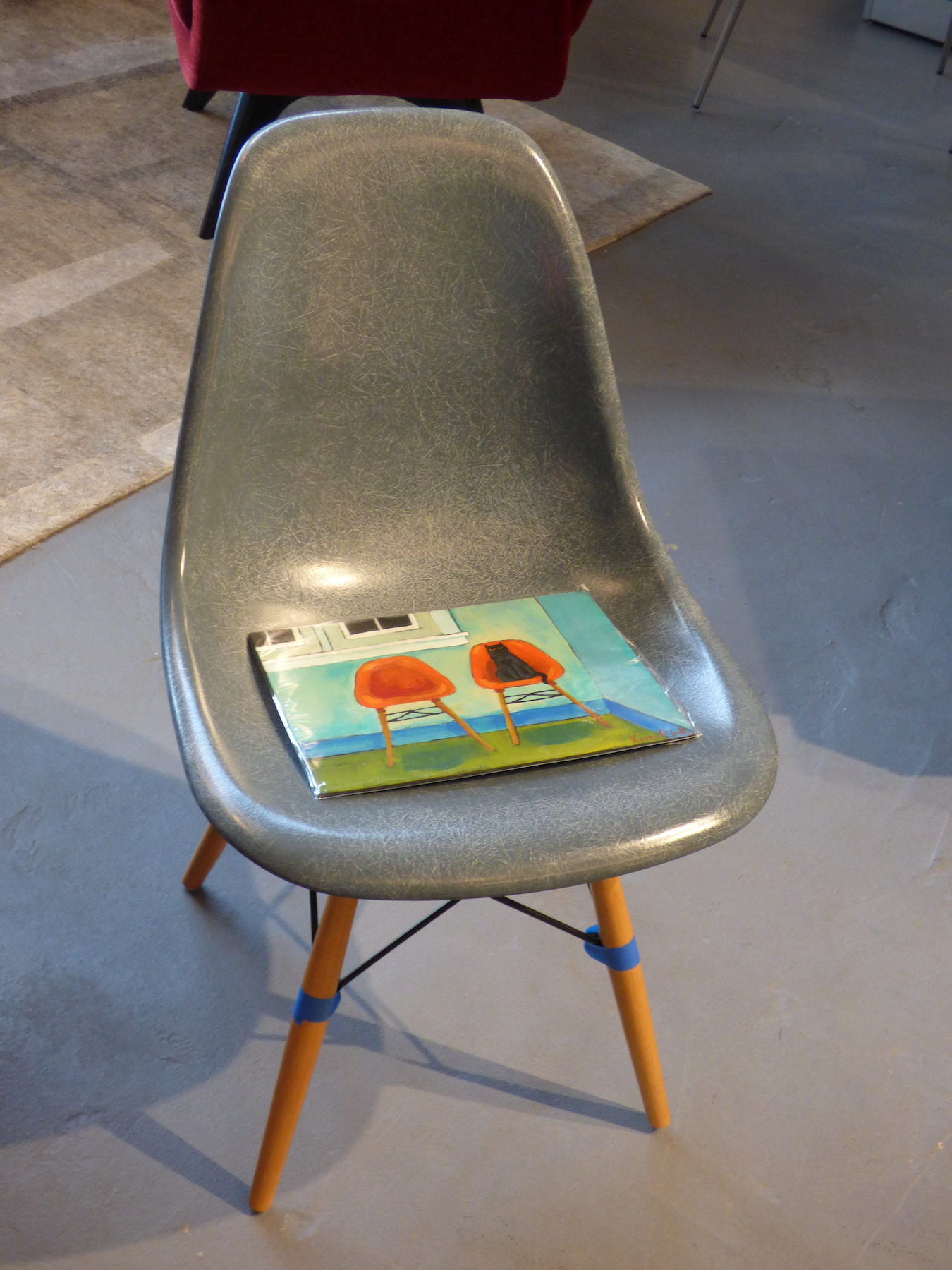 Eames Chair plus Cat Illus. copy